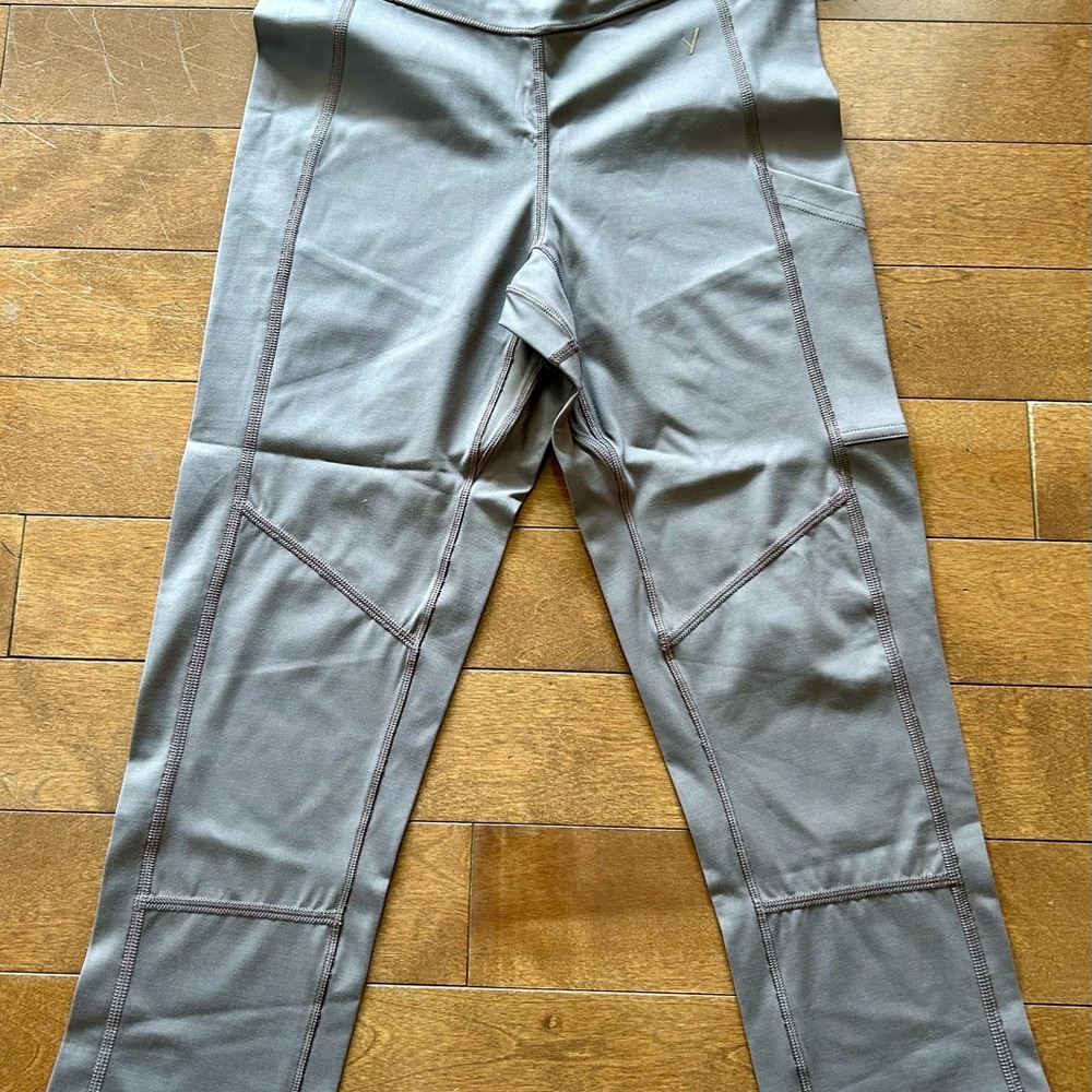 NWT Indyeva Technica Knee-Length Women's Leggings in Fig